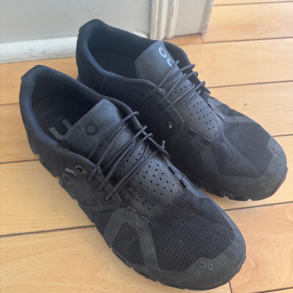 Onward Sneakers
